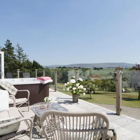 High Rigg Garden 5* How